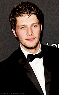 Brett Dier QKBZAofw_o