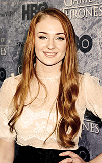 Sophie Turner DL51s7VV_o