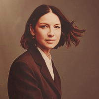 Caitriona Balfe DlnxTYoi_o