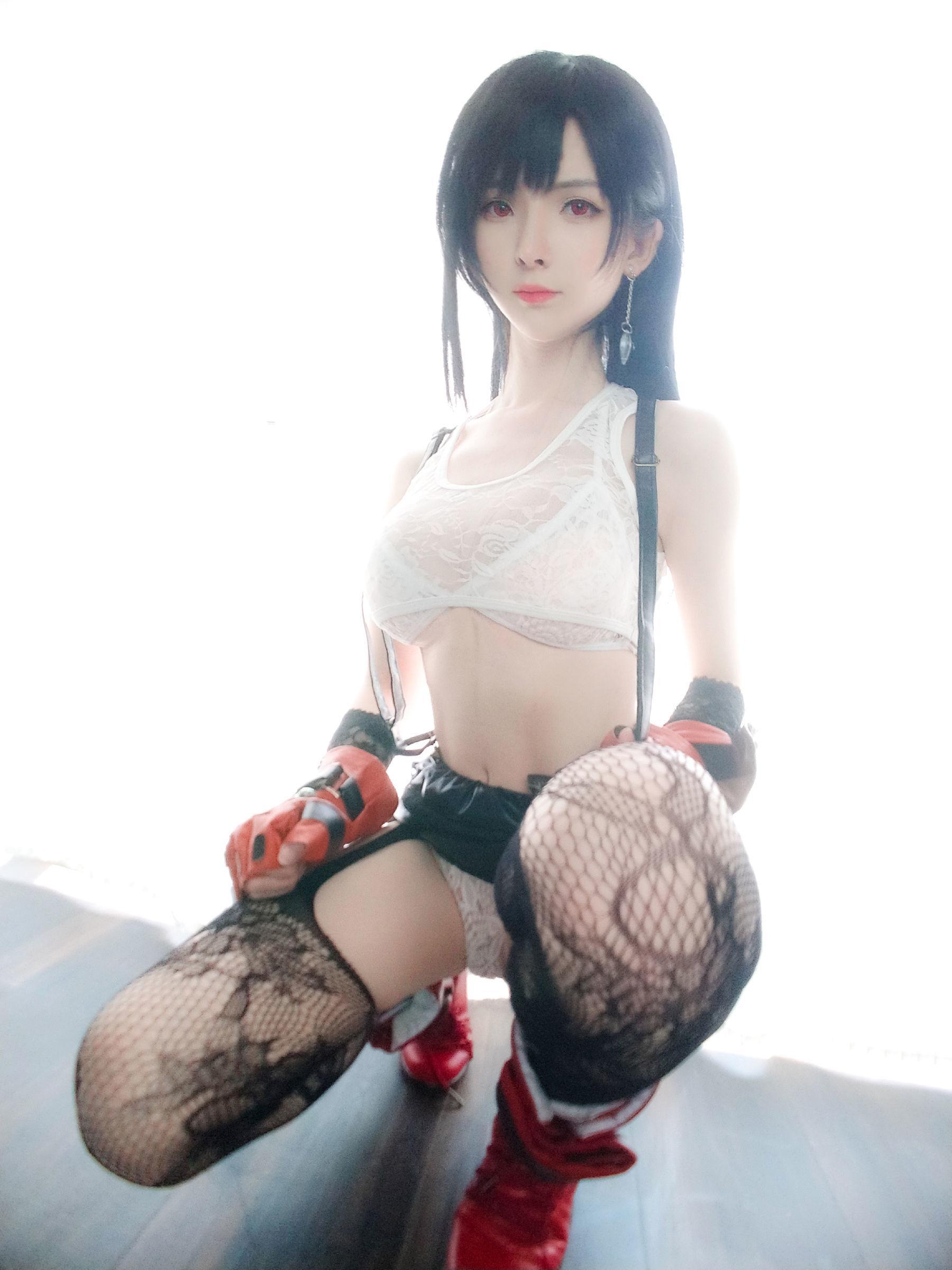 [网红Coser] 一小央泽 《蒂法同人》 写真集(35)