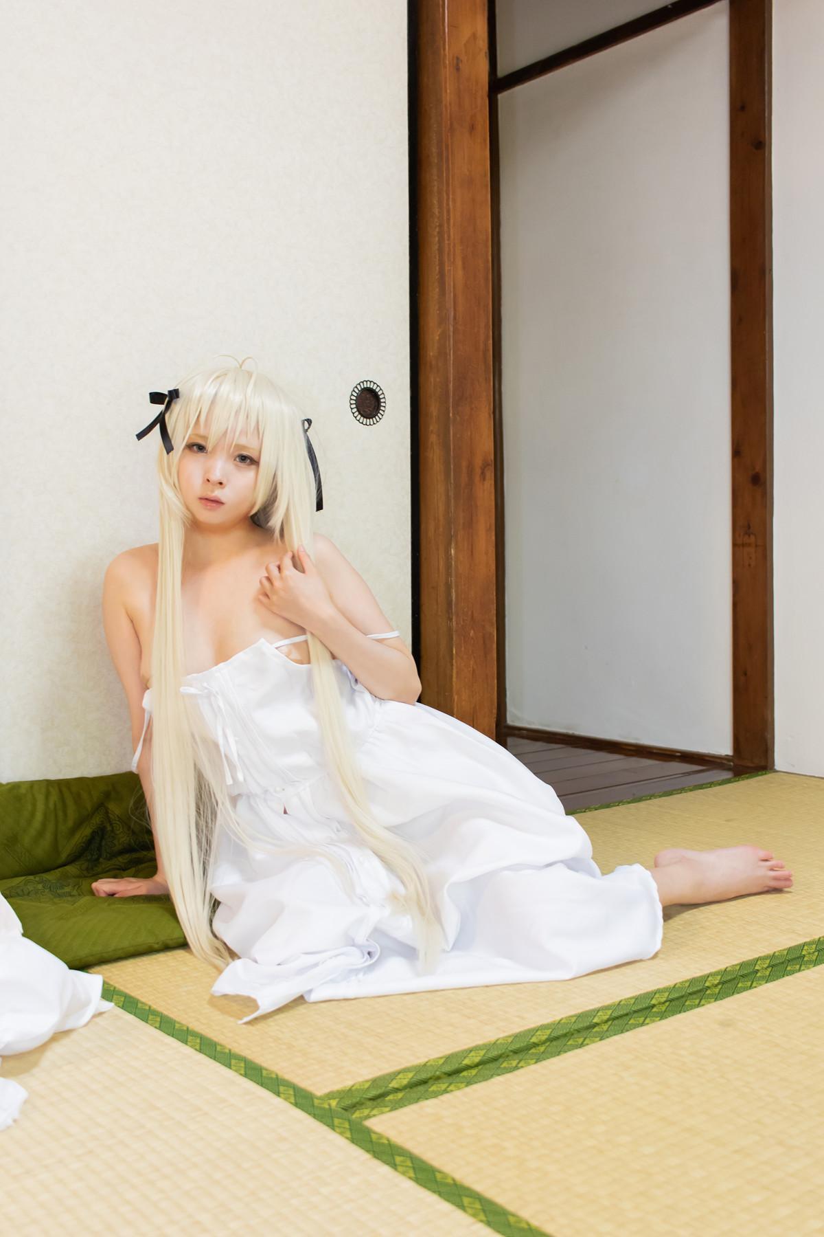 Meruru Amanogawa 天ノ川めるる, 写真集 Ebichiri☆Teikoku 「キミトイクソラ」 Set.02(13)