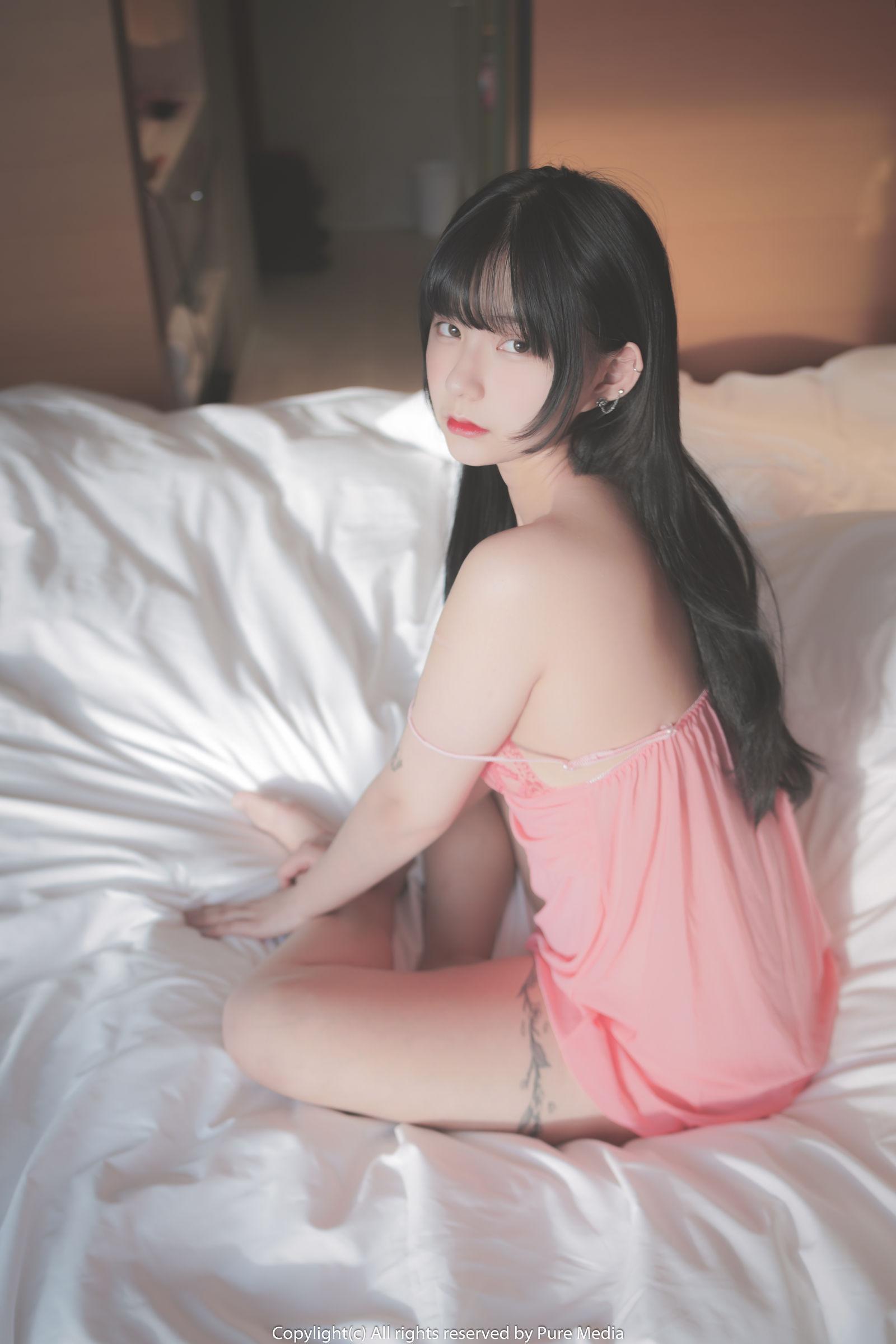 Pure Media Vol. 056 Hizzy(14)