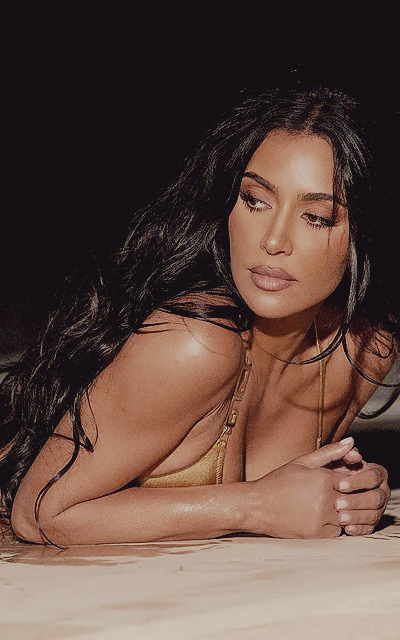brunetka - Kim Kardashian RGrtv2a7_o