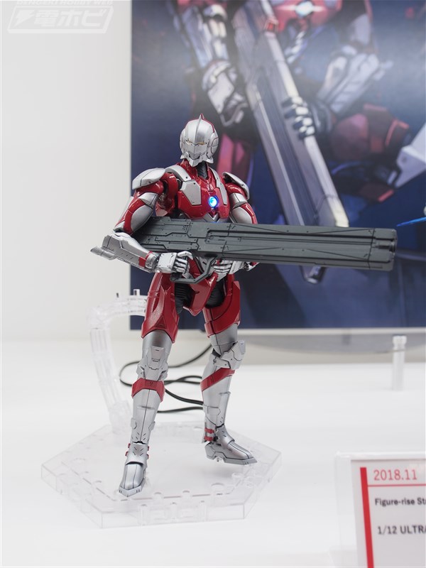 Ultraman - Figure-Rise Standard (Bandai) F20THaAc_o