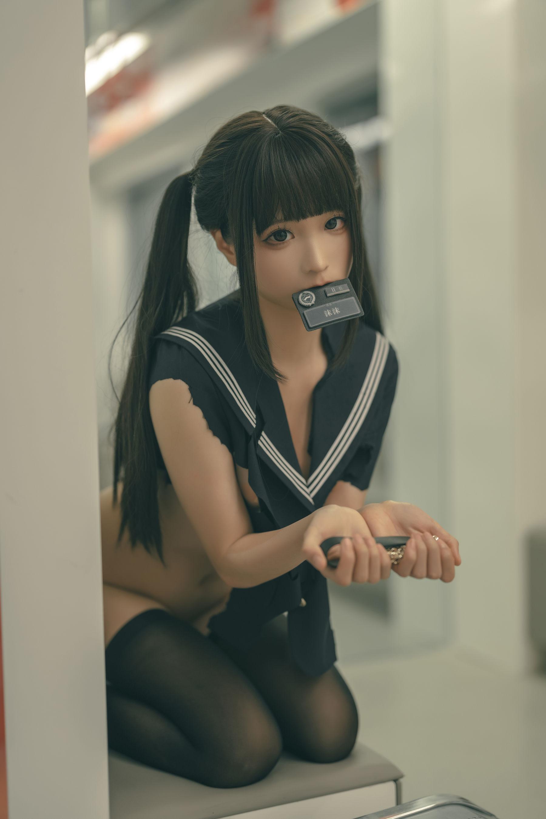 [福利女神cosplay] 动漫博主蠢沫沫 - 任务 绅士版/35P(25)