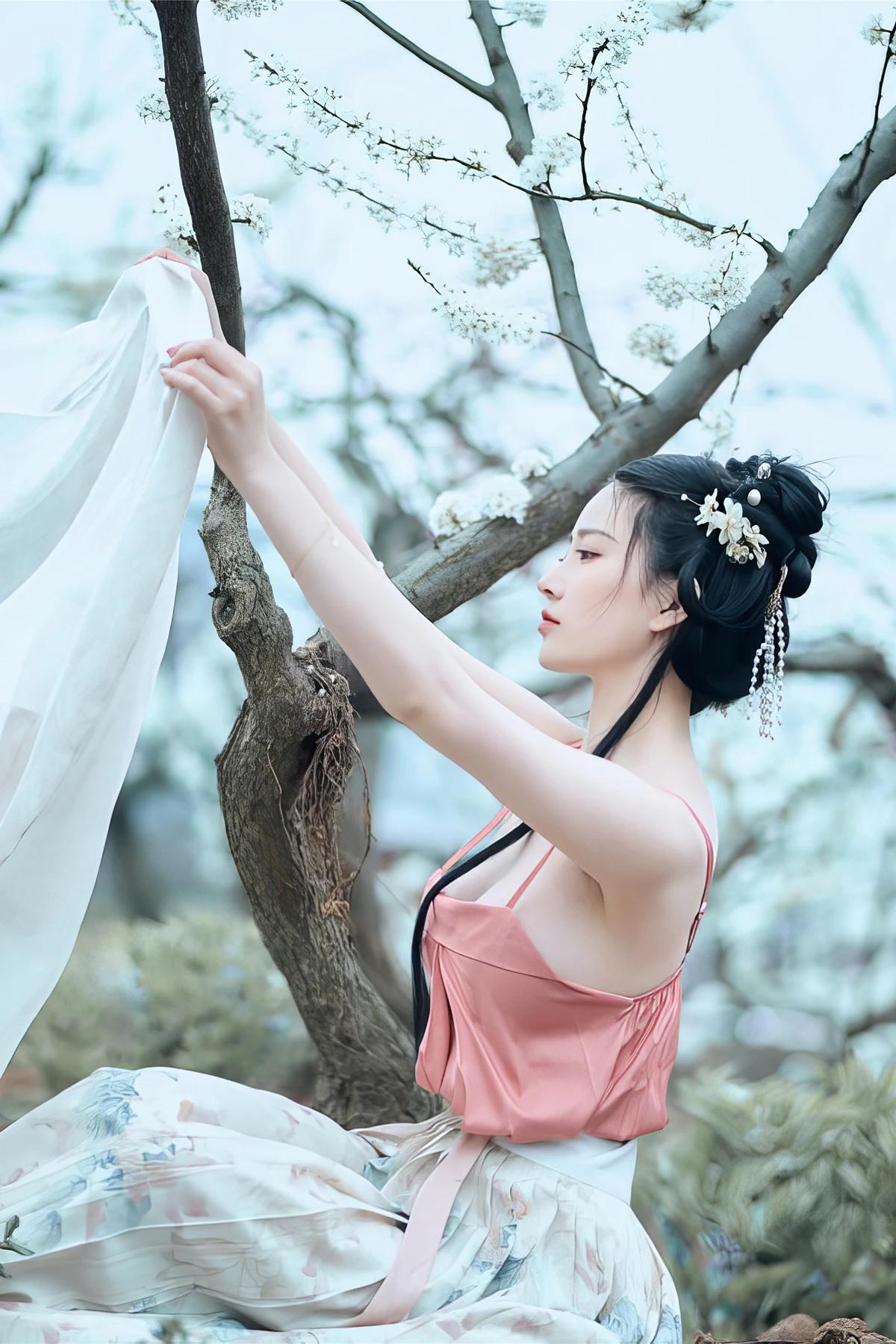 年年Nnian, 写真集 – 三月花(12)