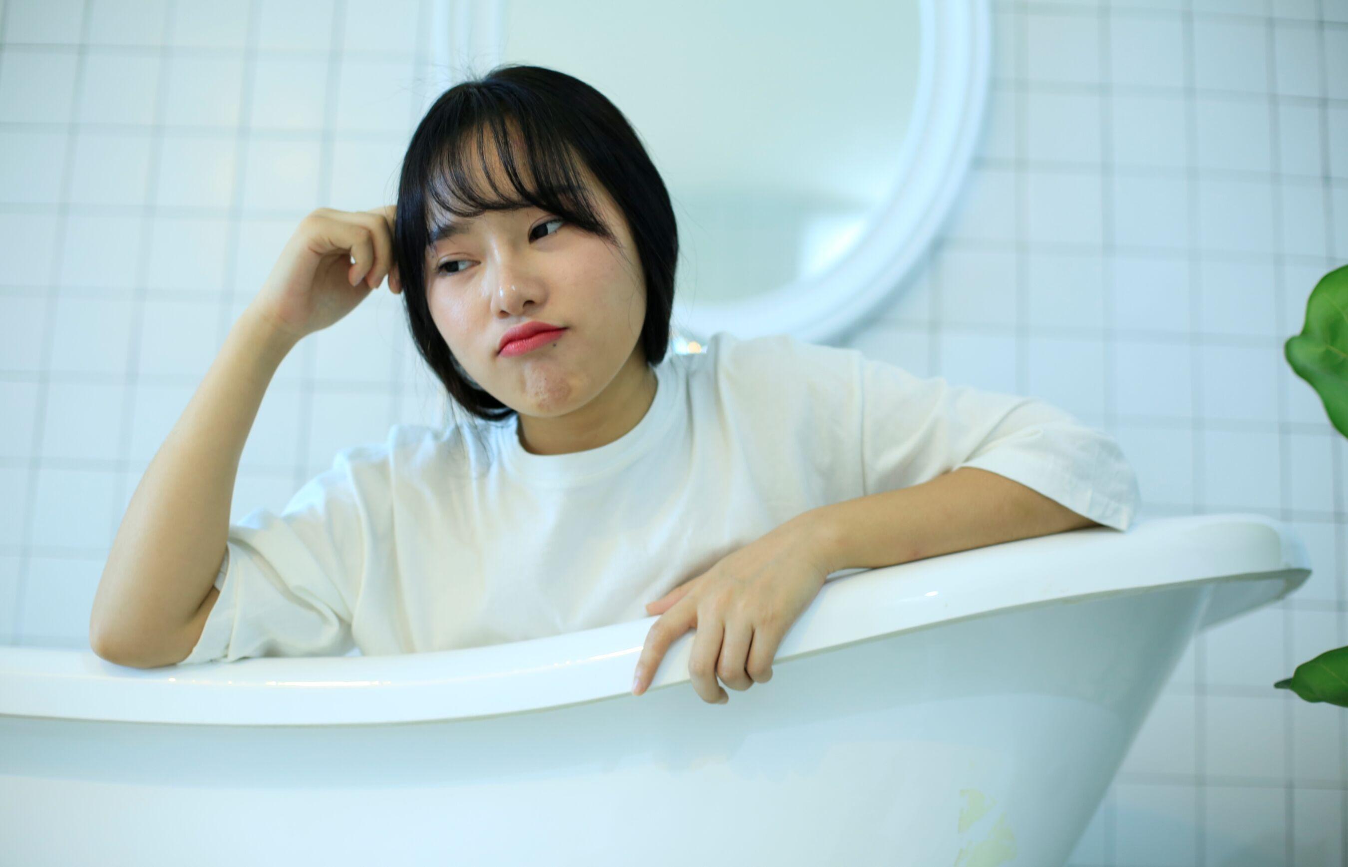 国模套图 素人私房流出(643)