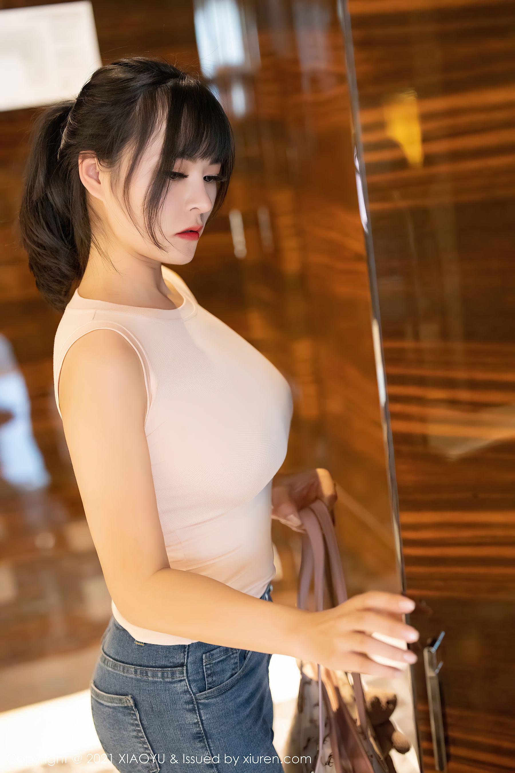 [语画界XIAOYU] VOL.468 奈沐子 – 薄透上衣与率性牛仔裤(6)