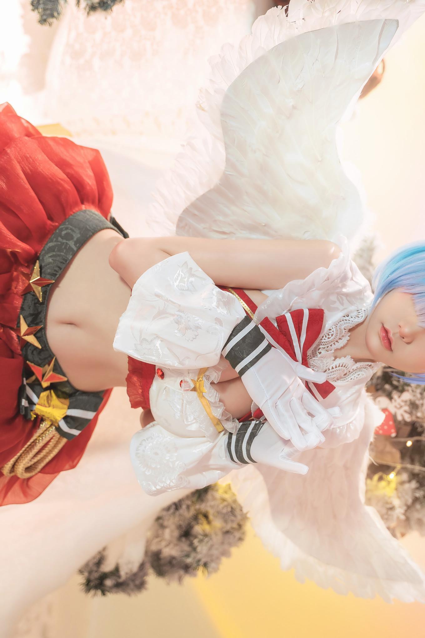 Nekokoyoshi 爆机少女喵小吉, 写真集 Christmas Begins(3)