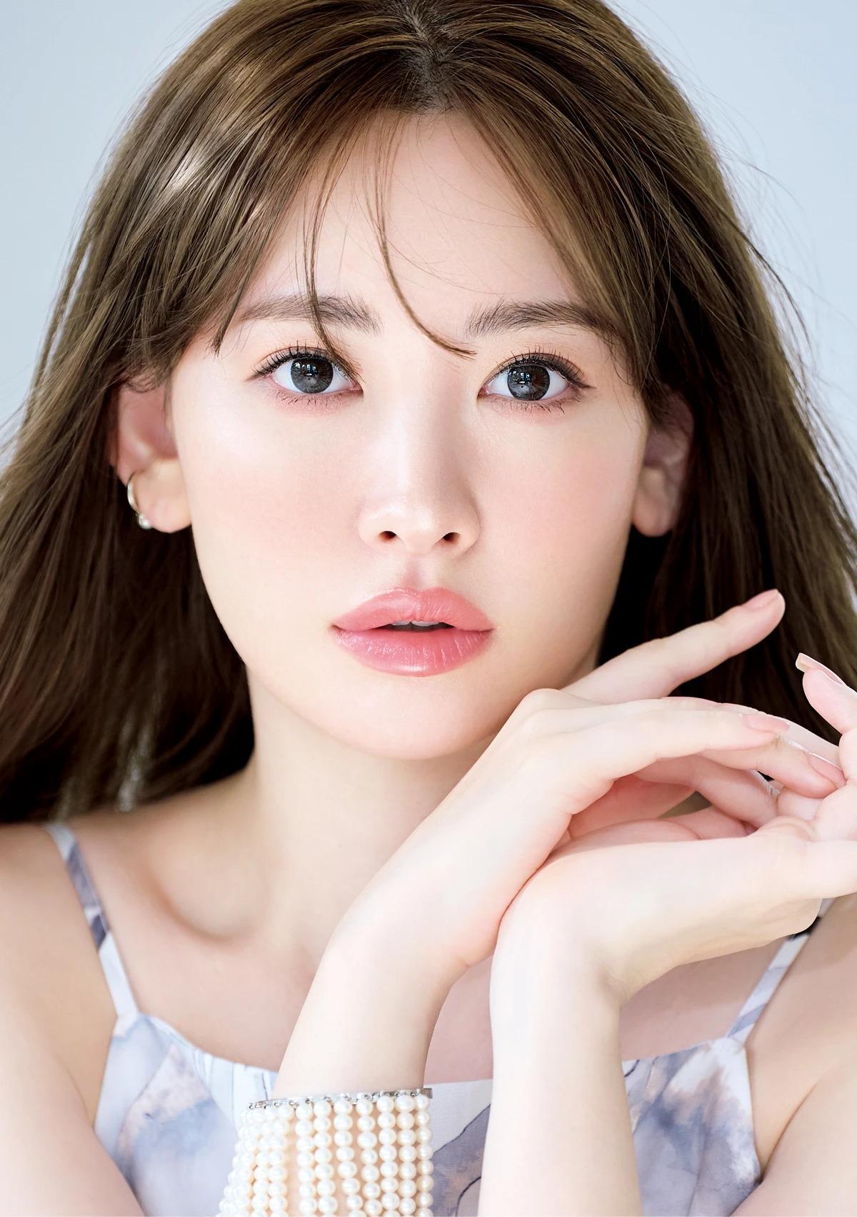 Haruna Kojima 小嶋陽菜, MAQUIA マキア Magazine 2024.09(7)