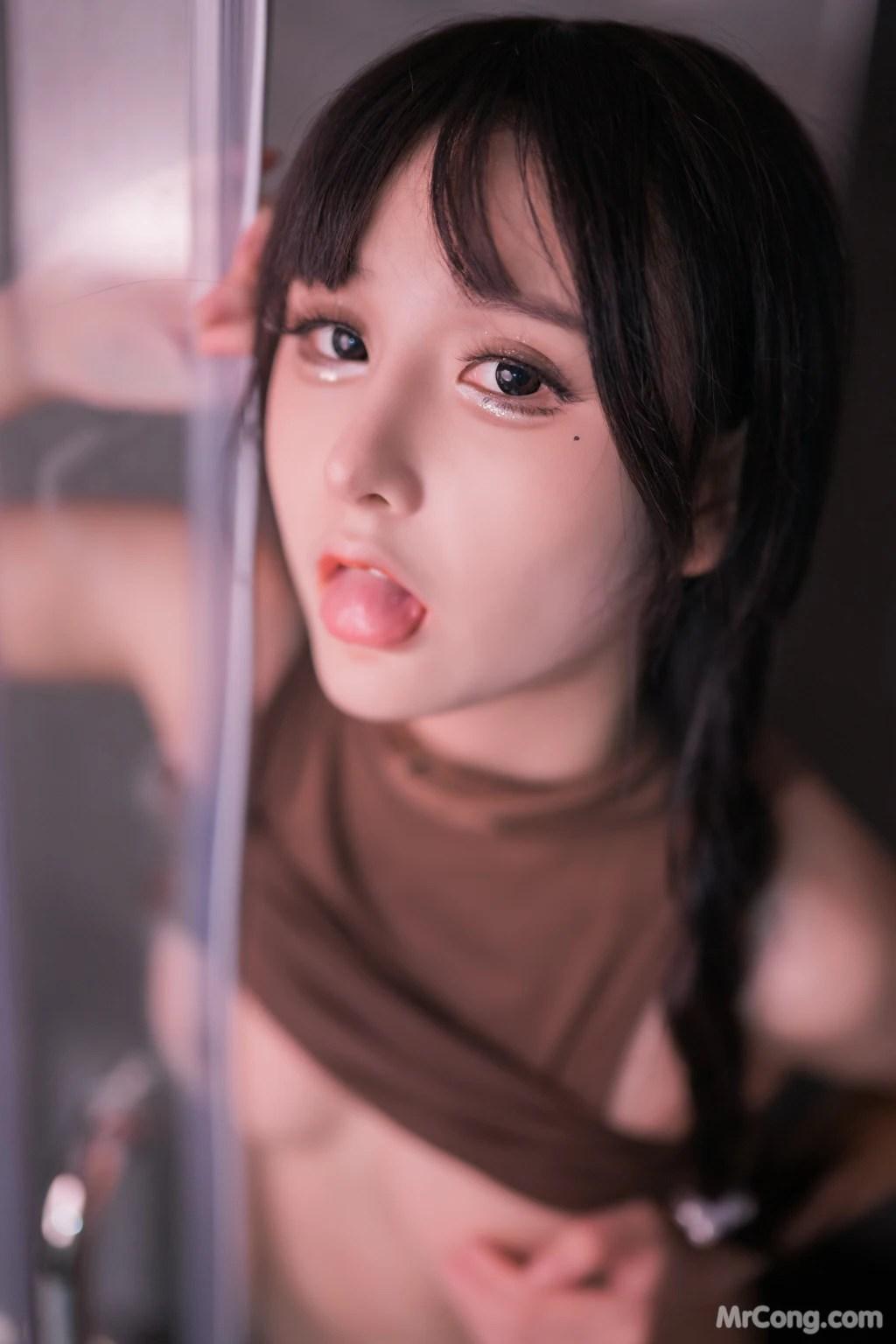 Coser@您的蛋蛋: 凸点棕裙 (30 photos )(28)
