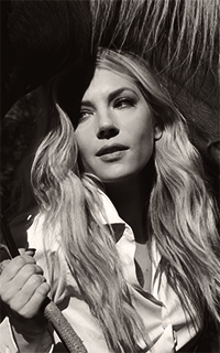 Katheryn Winnick BFUFhI2g_o