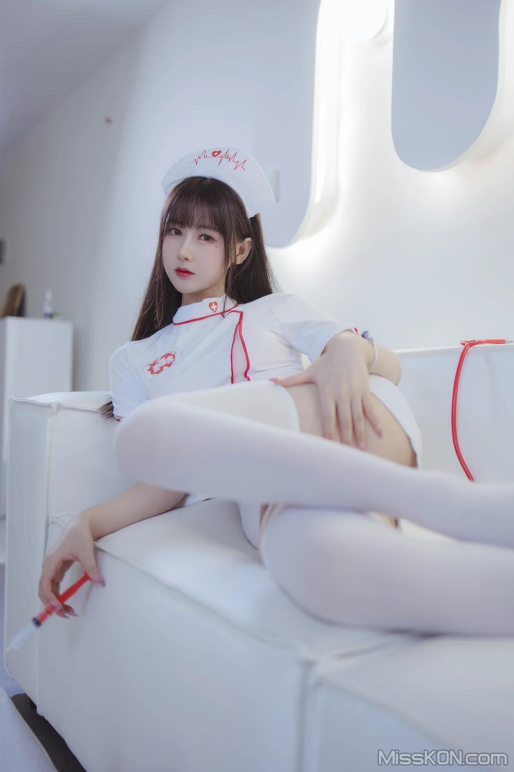 Coser@羽生三未: 护士 (32 photos)(8)