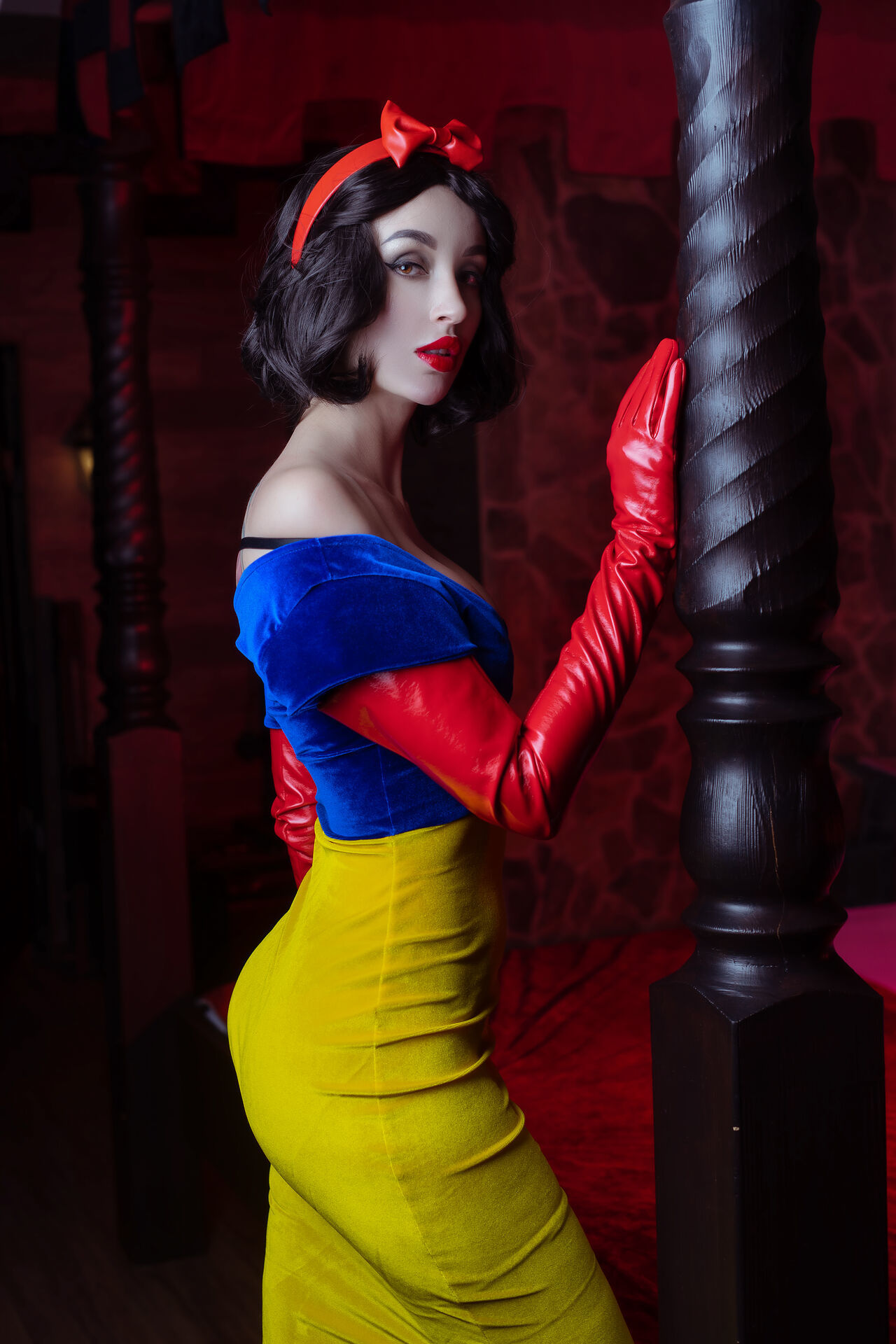 Lera Himera - NOIR BDSM SNOW WHITE