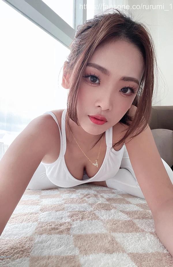 网红美女露露咪 fansone订阅尺度私拍图集2(5)