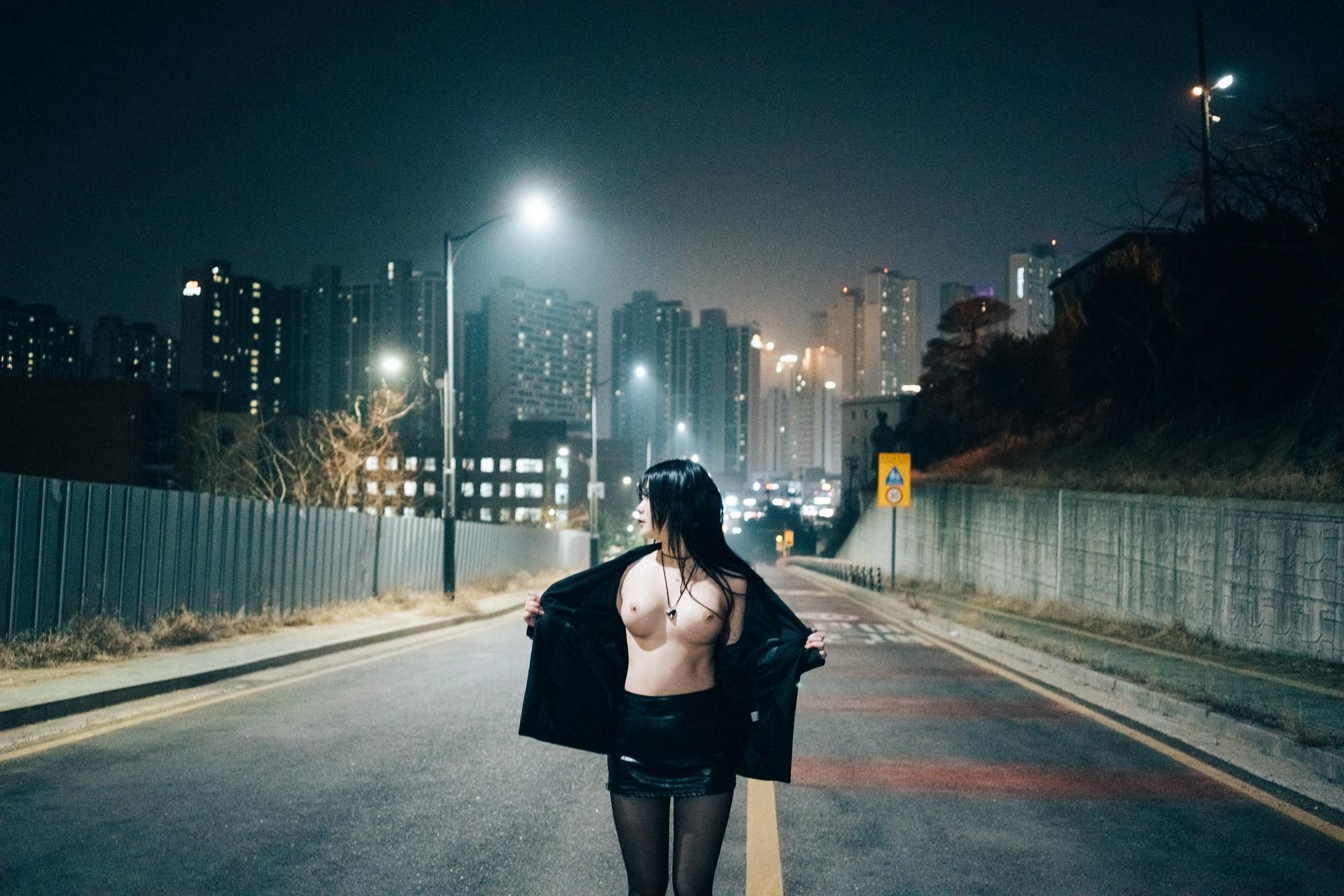 ZIA.Kwon 권지아, [Loozy] XXX At Night Road Set.01(68)