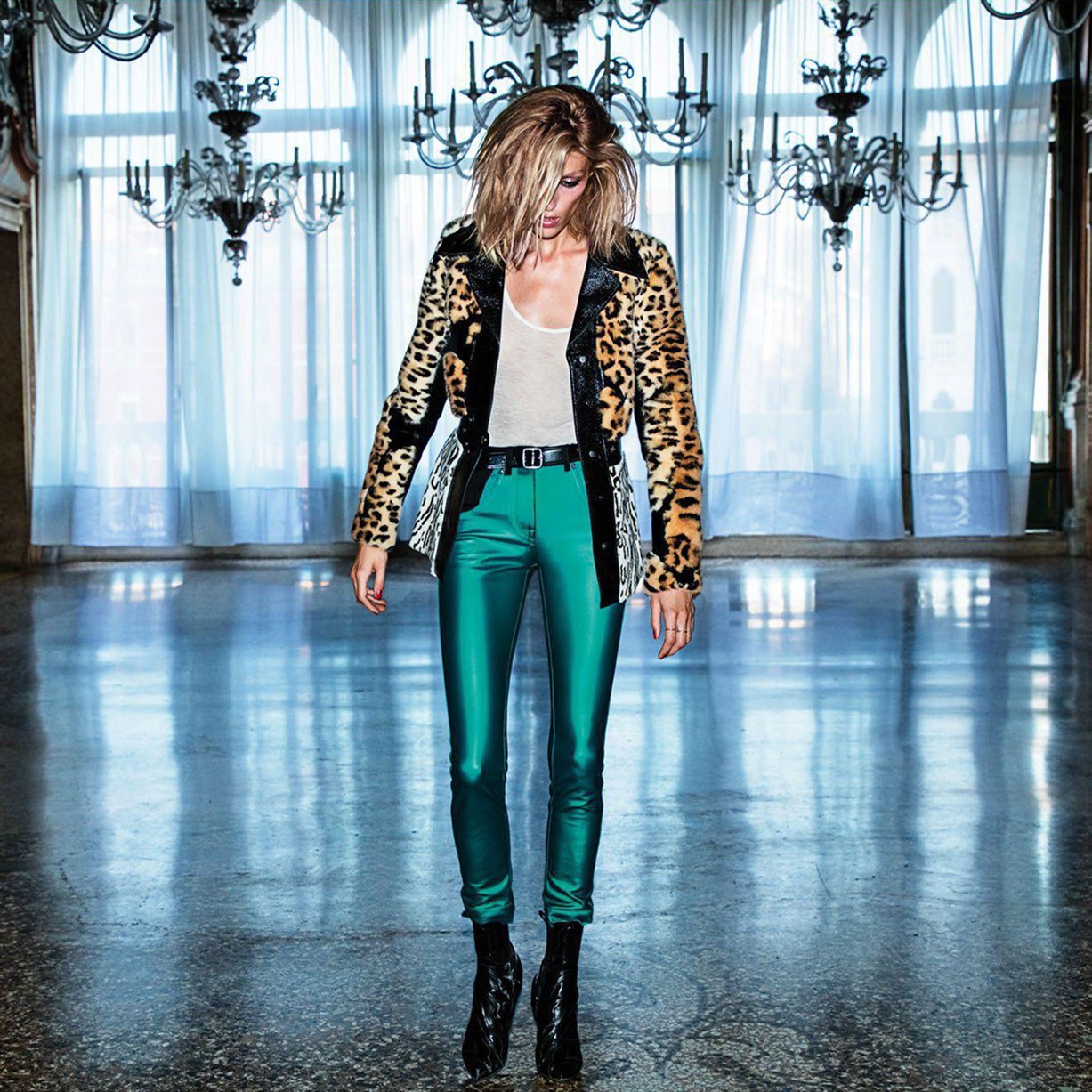 Один вечер в Венеции с Аней Рубик / Anja Rubik by Inez van Lamsweerde and Vinoodh Matadin - Vogue Paris november 2017 Один вечер в Венеции с Аней Рубик / Anja Rubik by Inez van Lamsweerde and Vinoodh Matadin - Vogue Paris november 2017