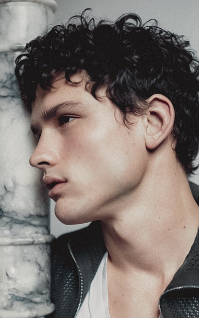 Simon Nessman FaGyjQDd_o