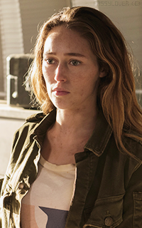 Alycia Debnam Carey JXfg0S5E_o