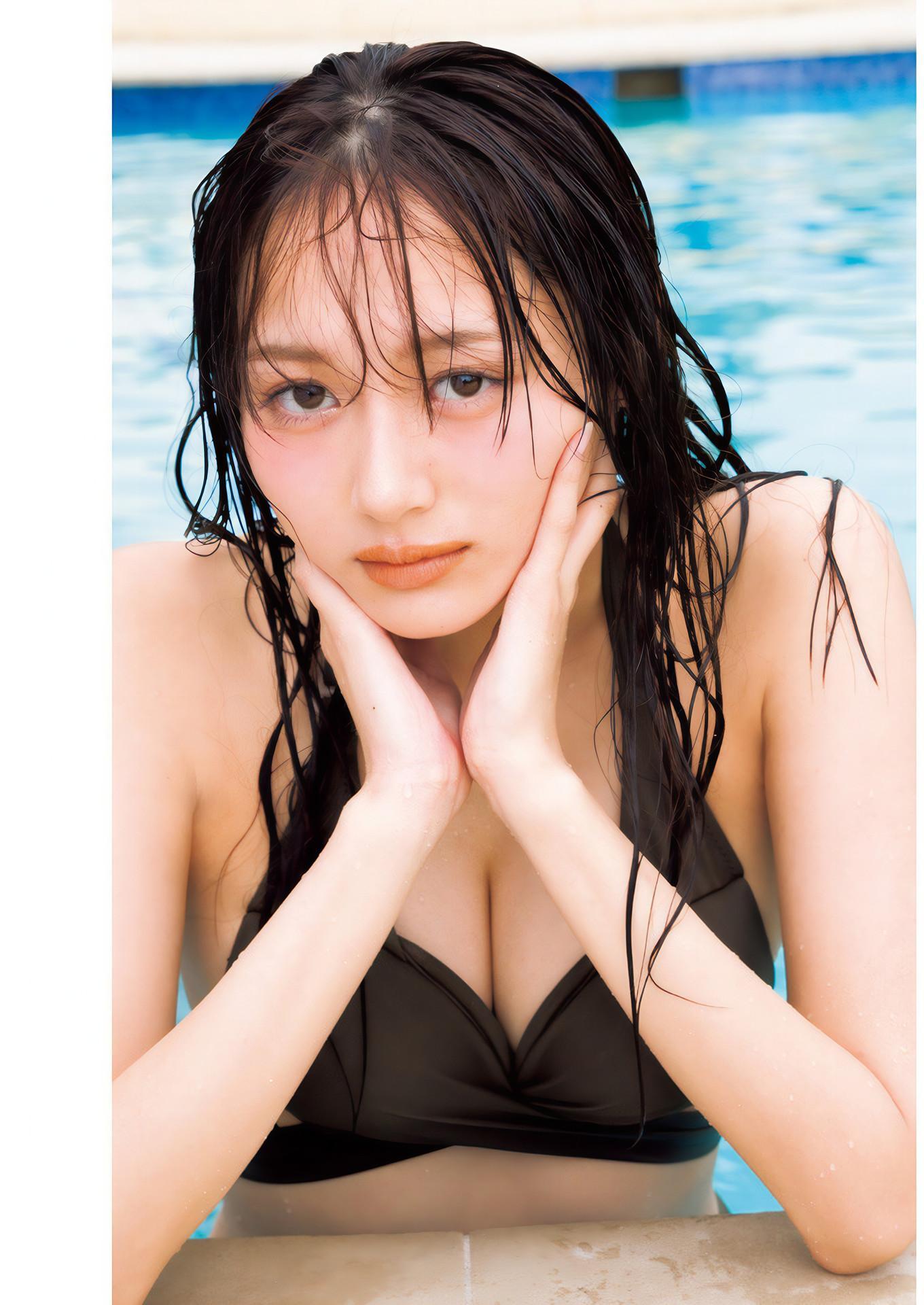 Shiori Kato 加藤栞, Young Jump 2025 No.02 (ヤングジャンプ 2025年2号)(7)