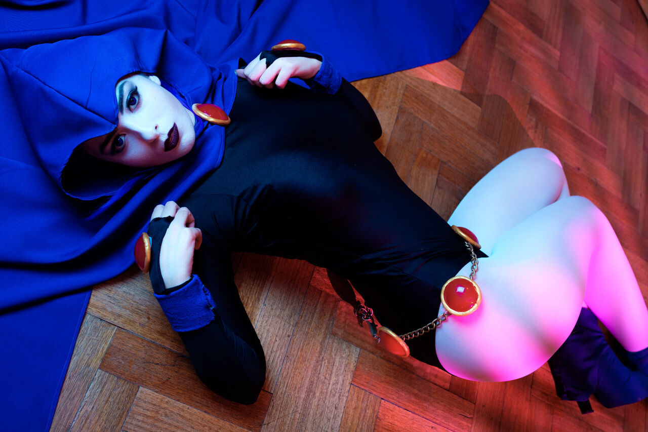 Valentina Kryp - Raven