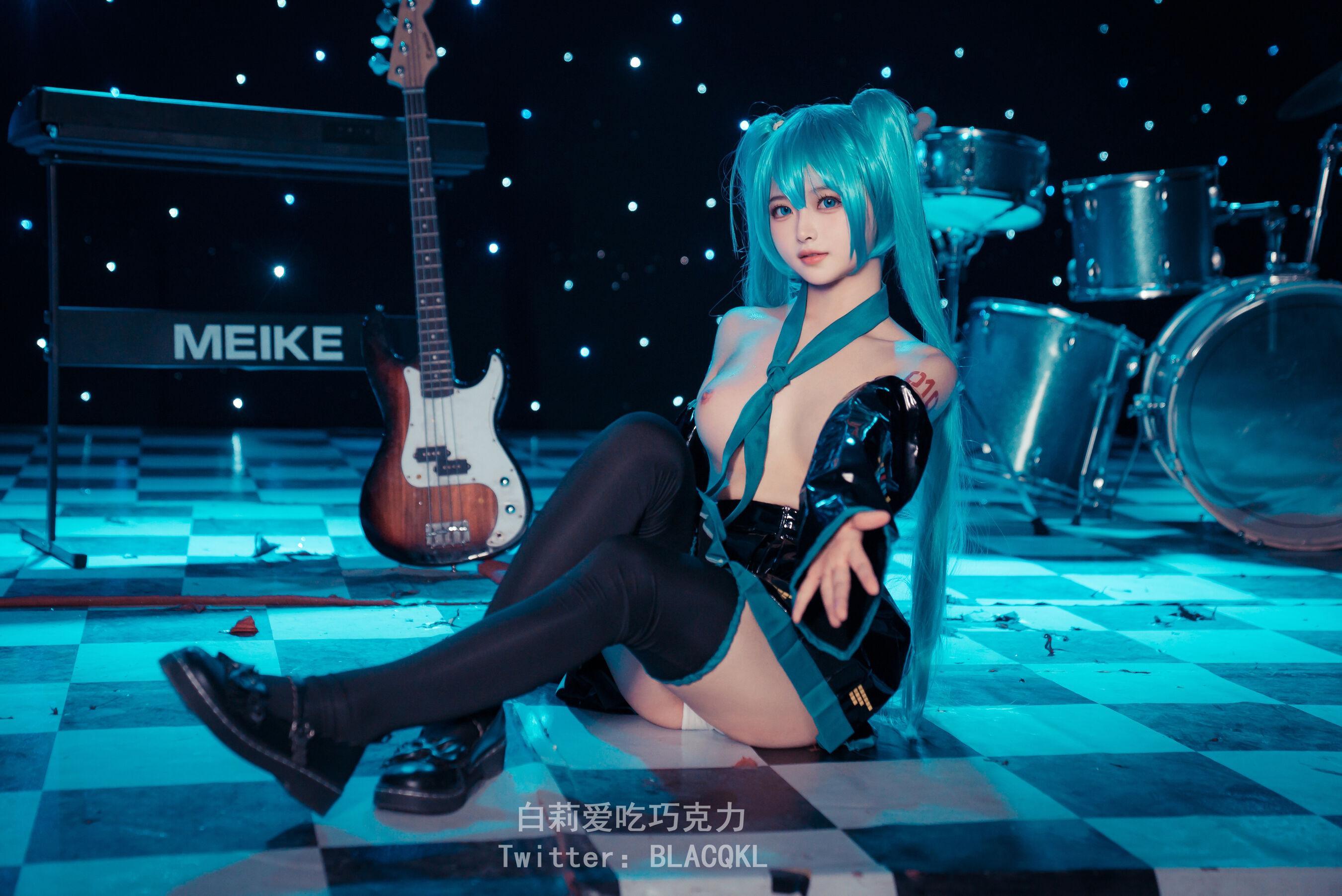 国模人体 白莉爱吃巧克力《未来初音 Miku》(62)