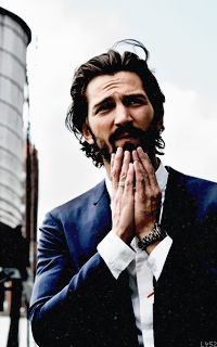 Michiel Huisman I1sYzXtL_o