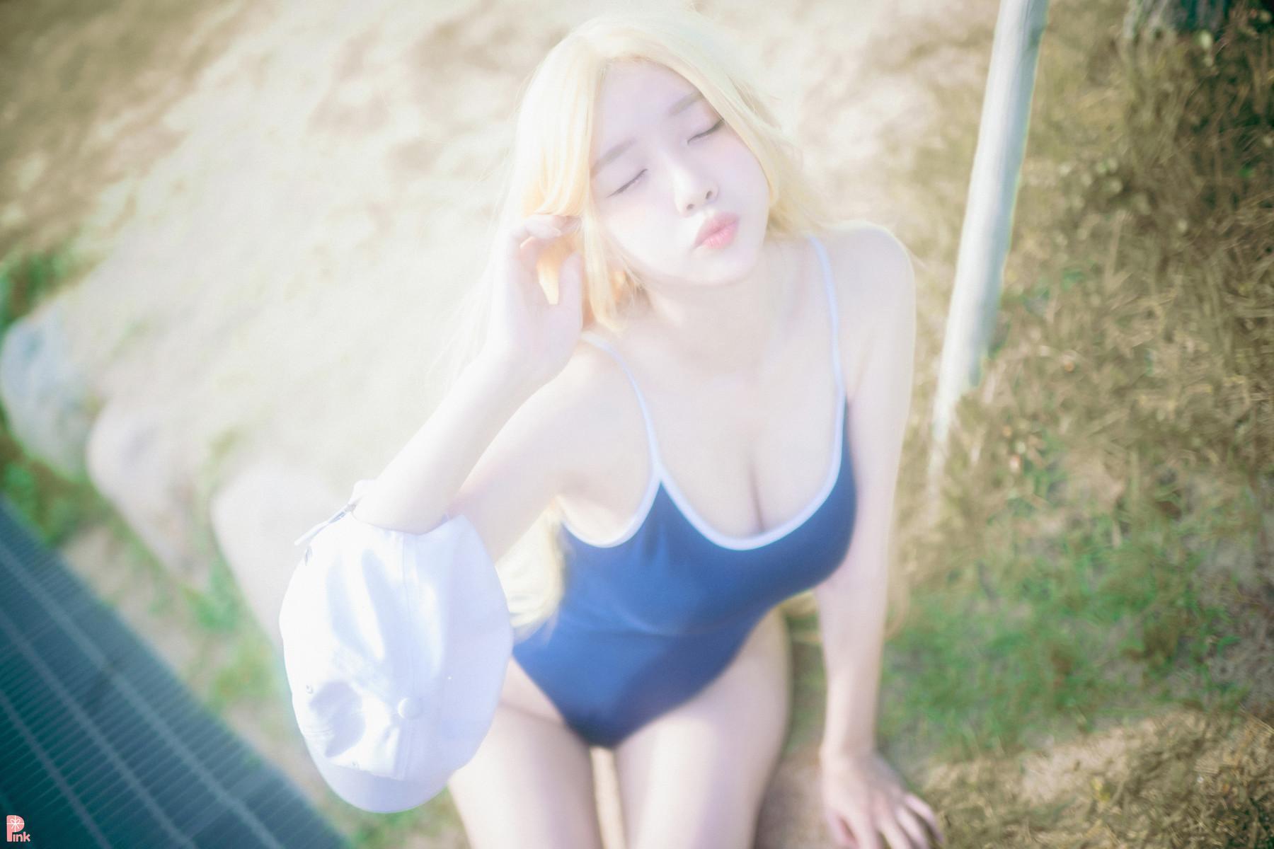 Lee Ahrin 이아린, [PINK] Meet Me in The Summer Set.02(27)