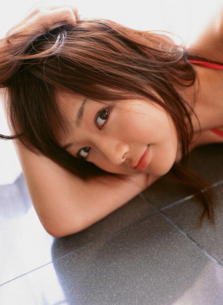 工藤里纱《Queen of Smile》写真集 [YS Web] Vol.164(50)