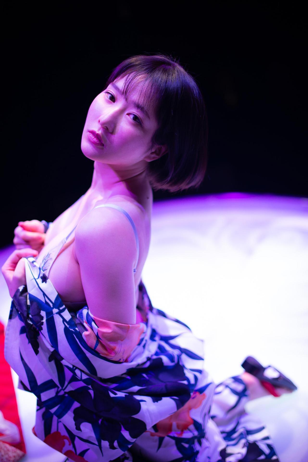 Luna Amemiya 雨宮留菜, デジタル写真集 「~real~Vol.5」 Set.03(13)