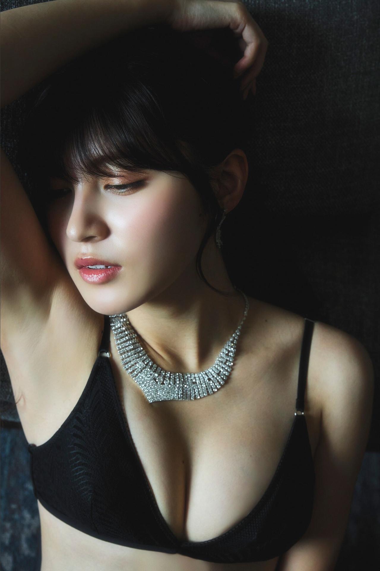 Yui Kojina 神志那結衣, SPA！デジタル写真集 「赤いドレスを脱いだら……」 Set.01(19)