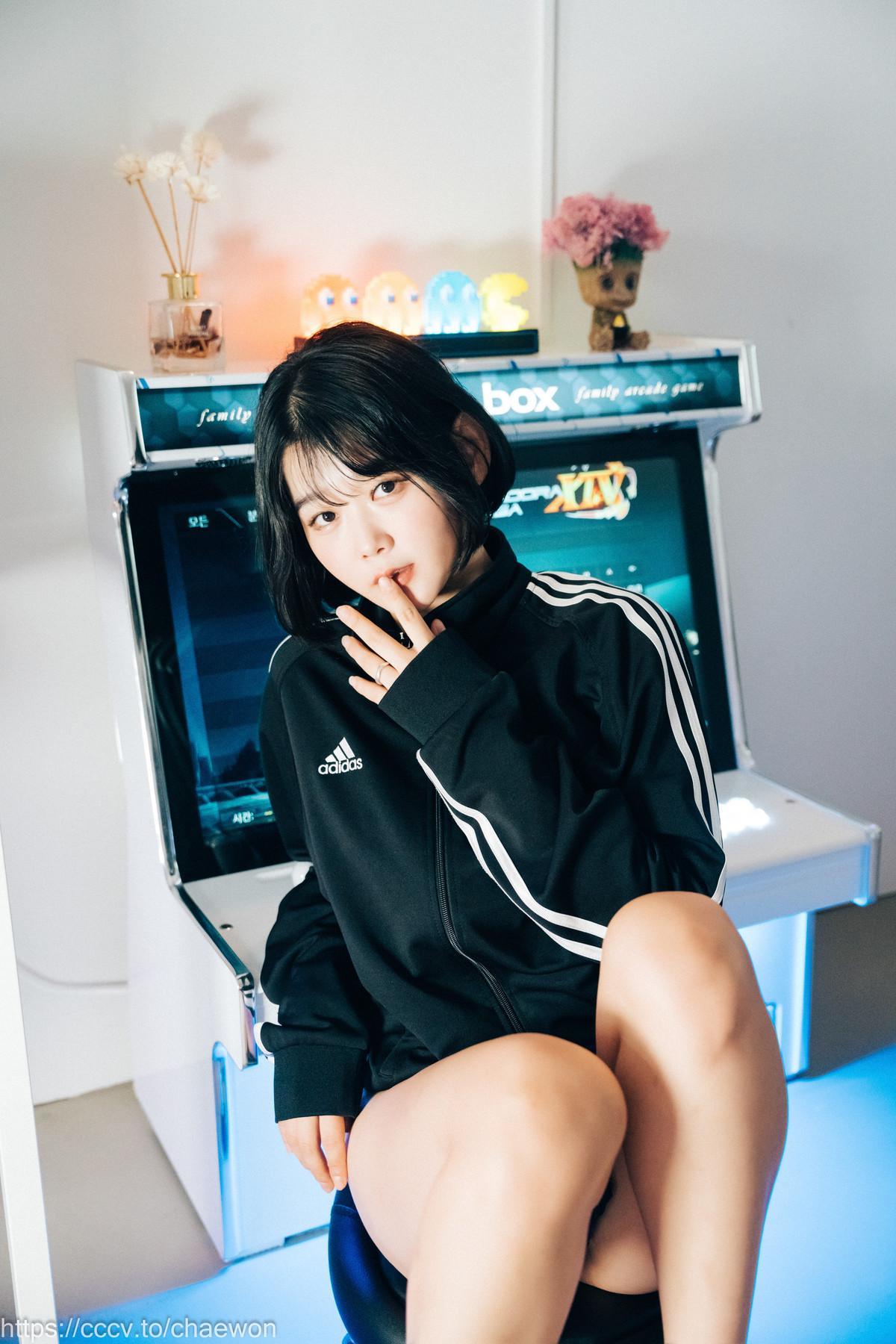 ZIA.Kwon 권지아, [Loozy] PC Room With SP Set.01(50)