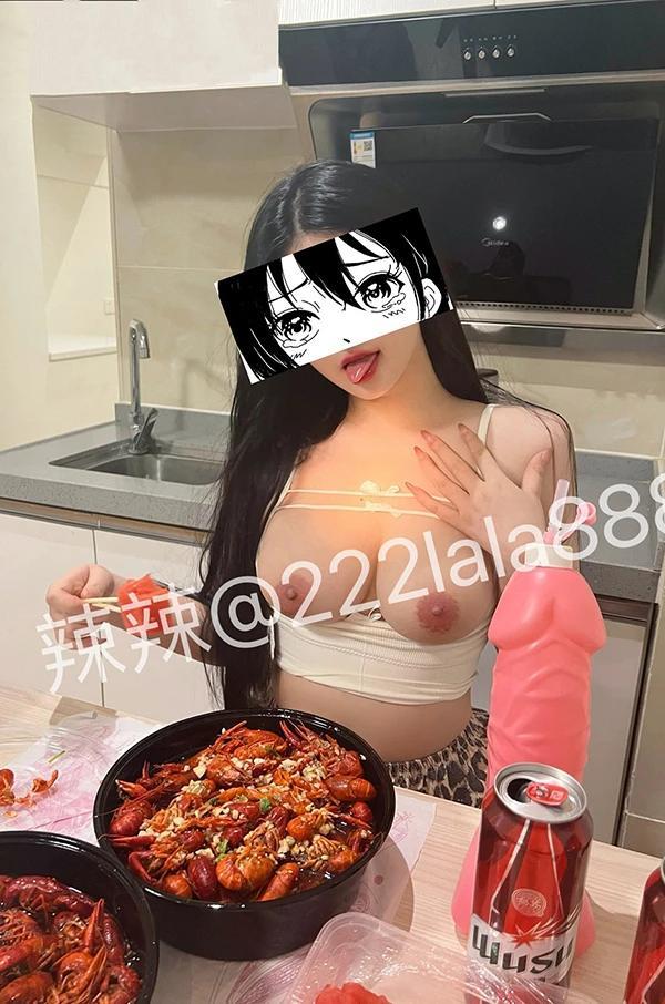 极品大长腿@辣辣呀姜珍辣+闺密尺度私拍图集7(5)