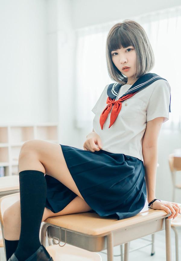 青春果宝宝高中女生学生服无圣光写真(7)