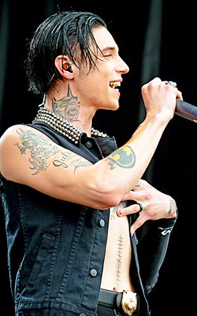 Andy Biersack BFTFNnQa_o