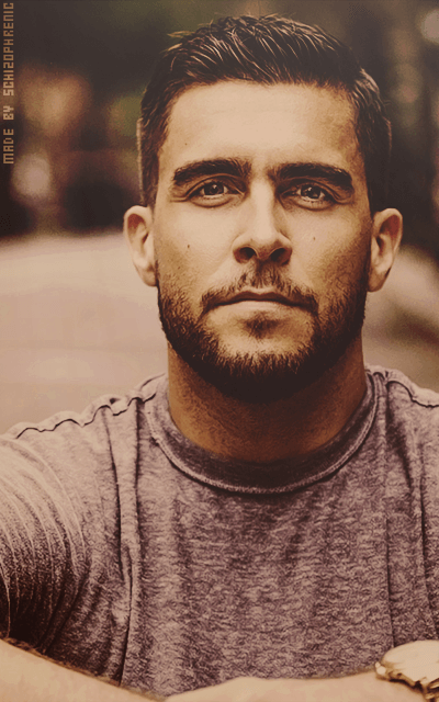 Josh Segarra LH266uGu_o