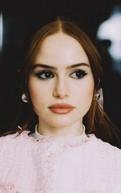 Madelaine Petsch NlMw4SZH_o