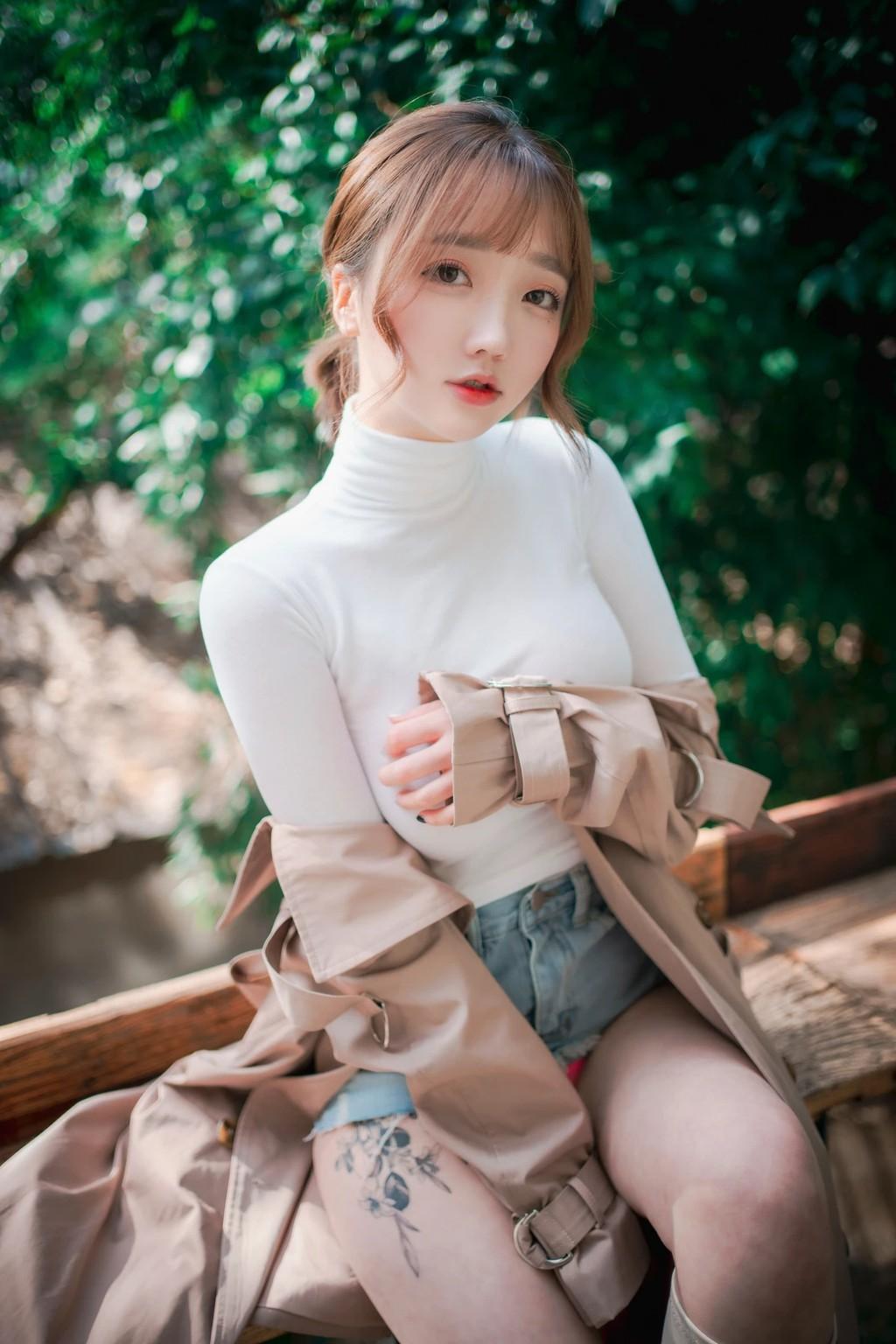 DJAWA Photo - Son Ye-Eun (손예은): "A Snap of Intimacy" (160 photos)(1)