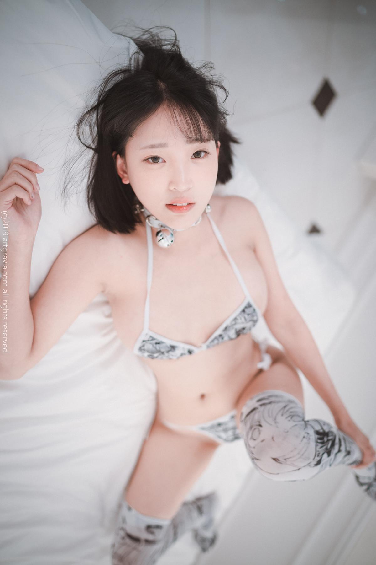 Kang Inkyung 강인경, ArtGravia Vol.123 Photobook Set.02(7)