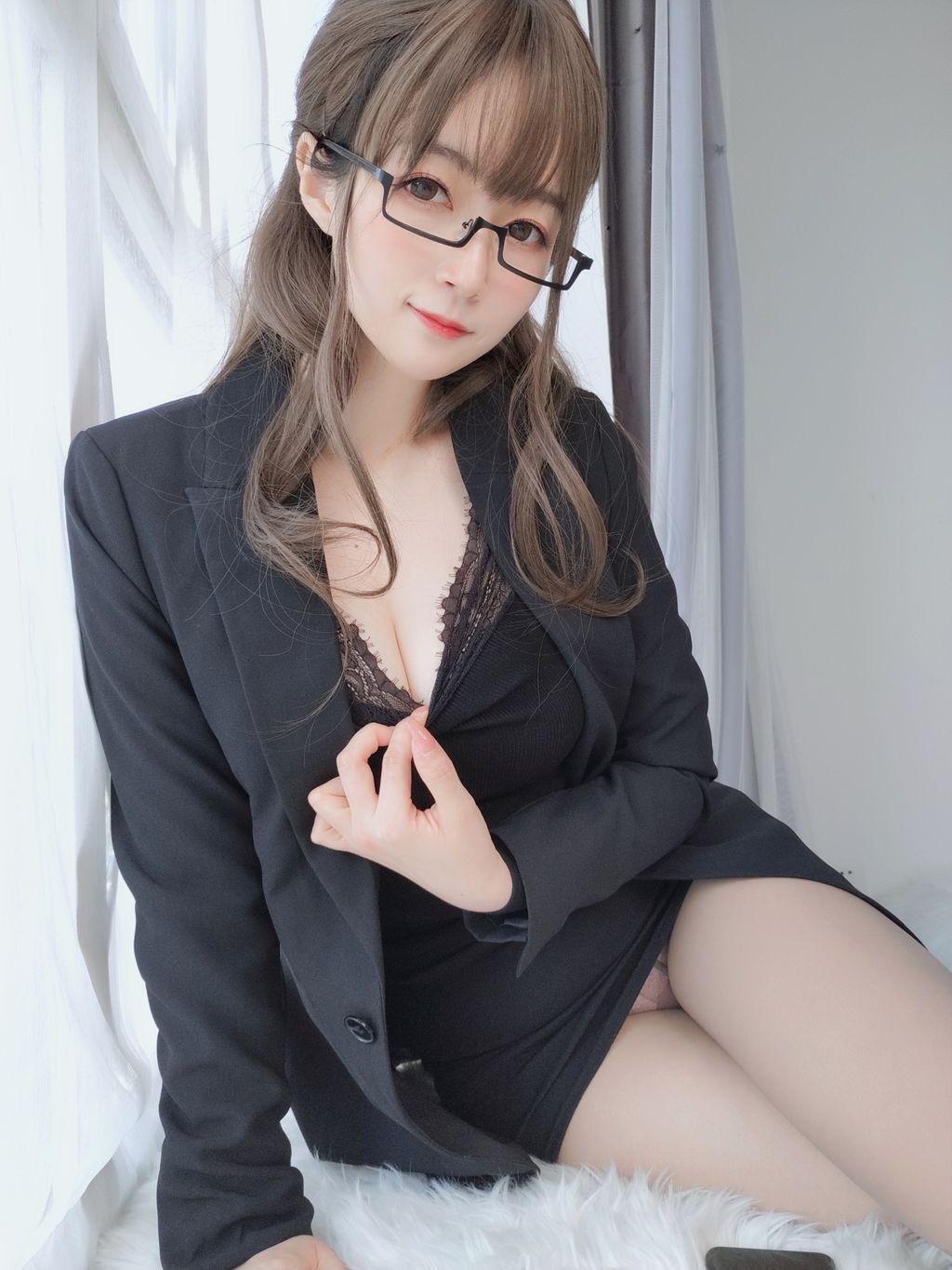Coser @ 白银 81: 黑 西服 (136 photos)(102)