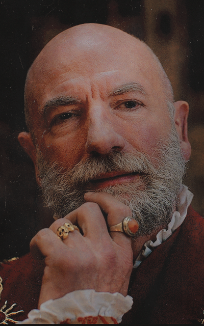 Graham McTavish  QmOKfk4S_o