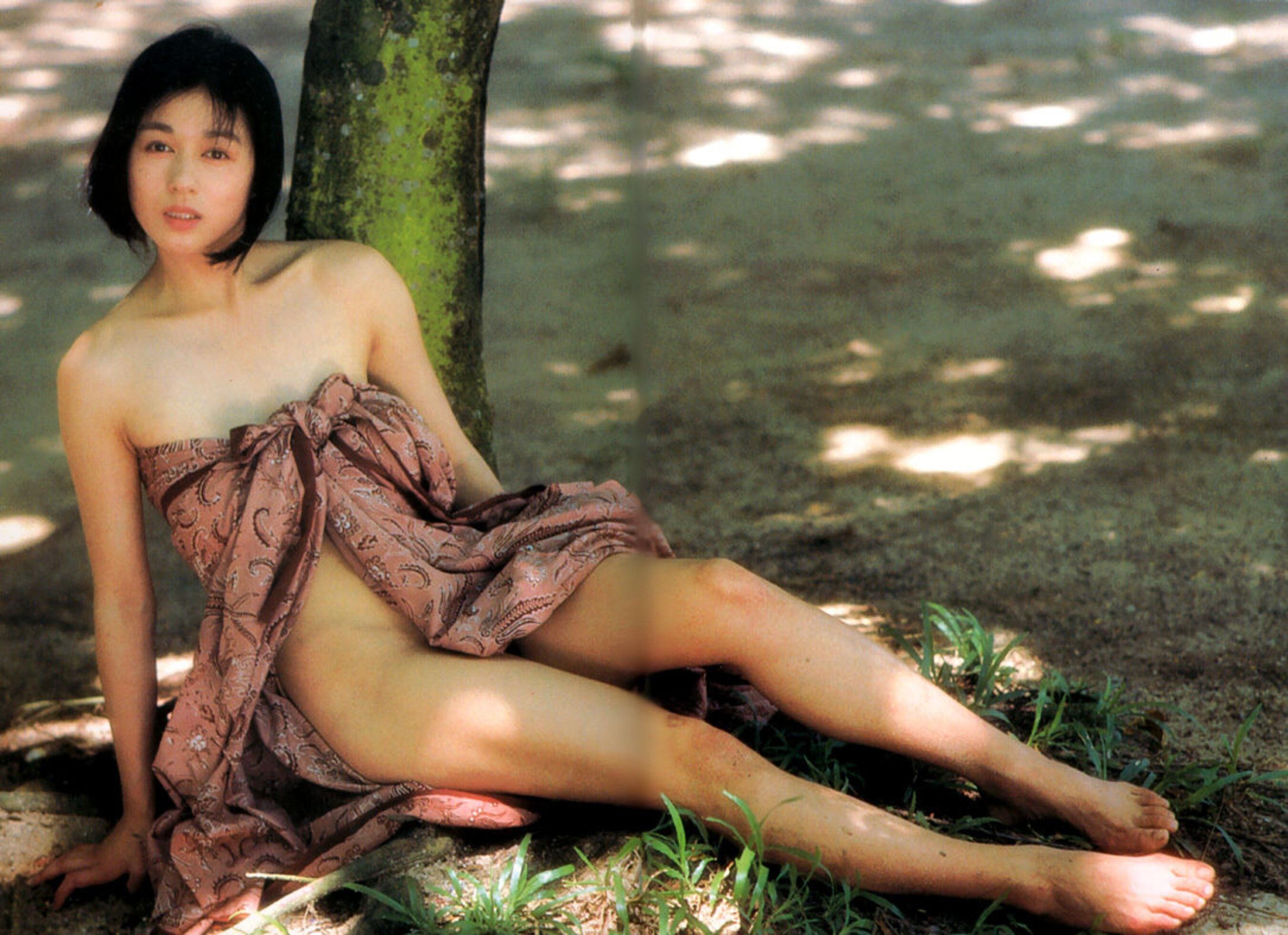 书籍扫描 Vol. 1989 青山知可子《亜热帯》(8)