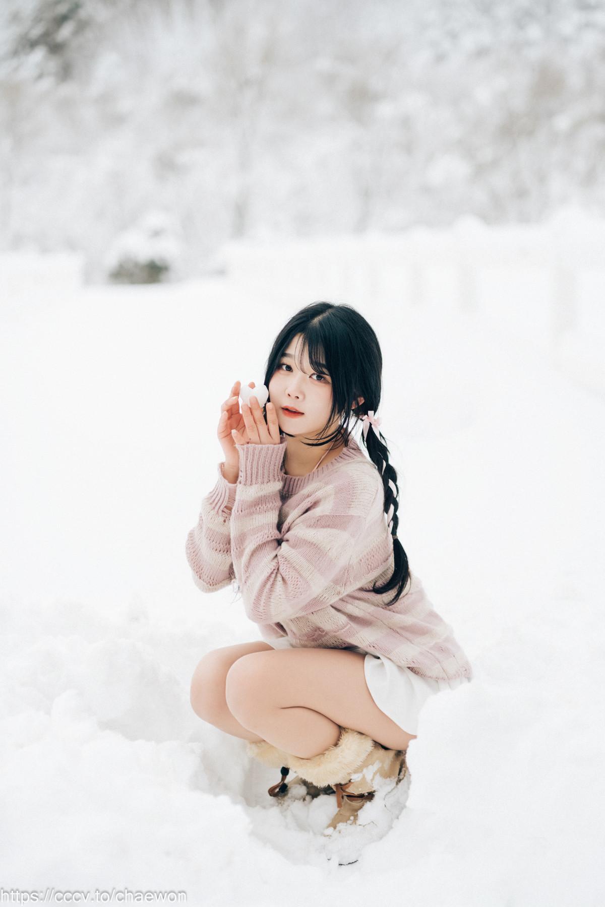 ZIA.Kwon 권지아, [Loozy] Snow Girl Set.02(17)