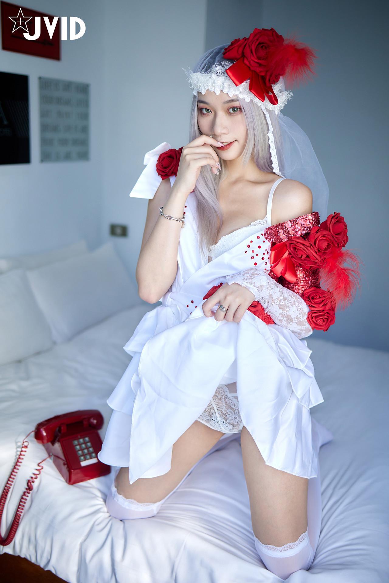 JVID Verna 「萬聖節鬼魅之月」 第五人格調香師Verna性感解密 隱藏版影片 Set.01(26)