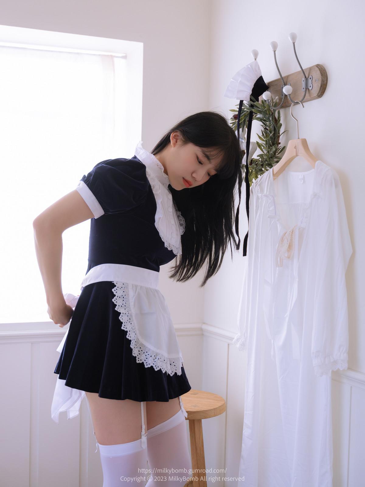 Yui 유이, [MilkyBomb] Maid Set.01(49)