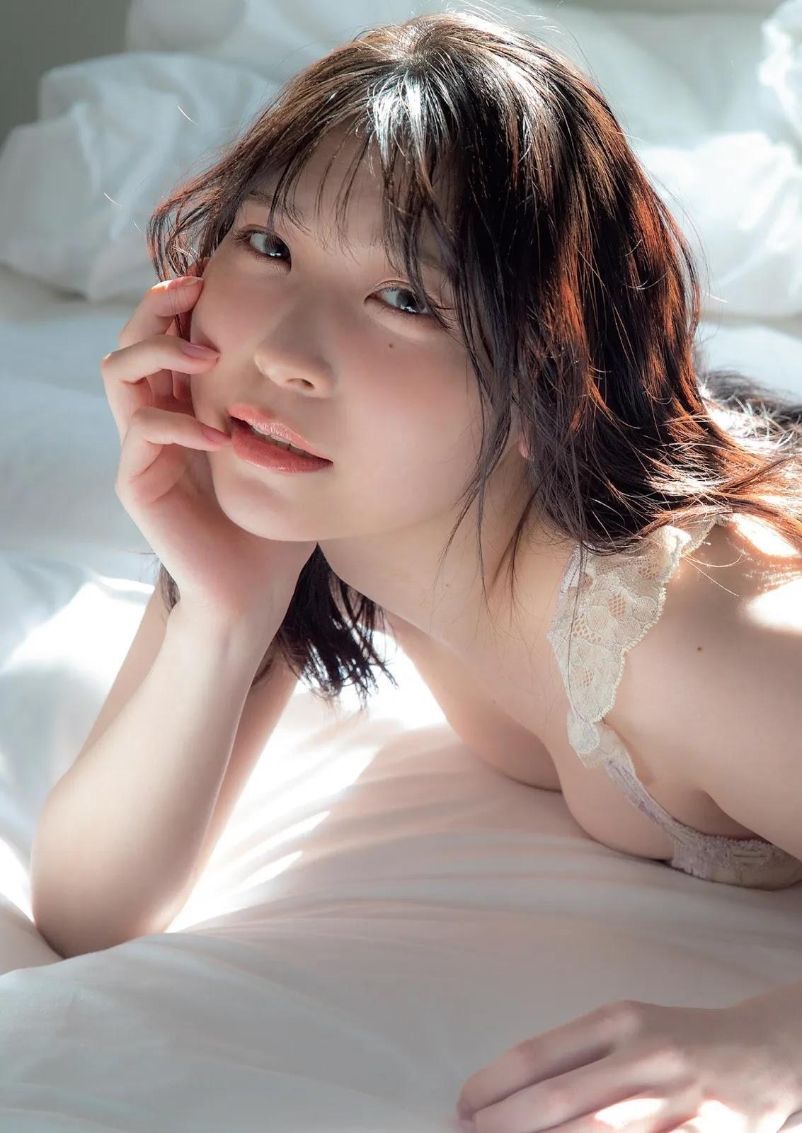 Marina Amatsu あまつまりな, Weekly Playboy 2022 No.10 (週刊プレイボーイ 2022年10号)(5)