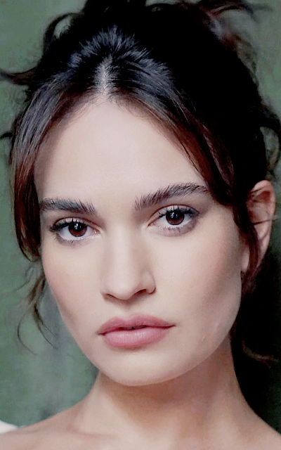 Lily James - Page 2 JcZOFc02_o