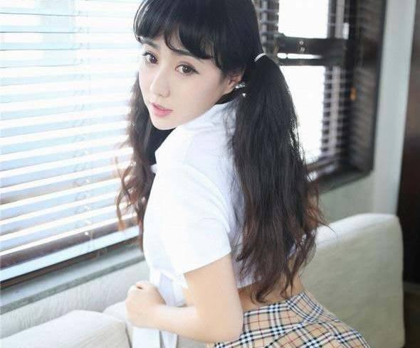 魅惑美女Manuela玛鲁娜性感写真(4)