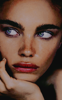 Jena Goldsack 0bfLgiQX_o