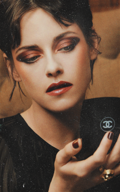 Kristen Stewart KCVd3hpE_o